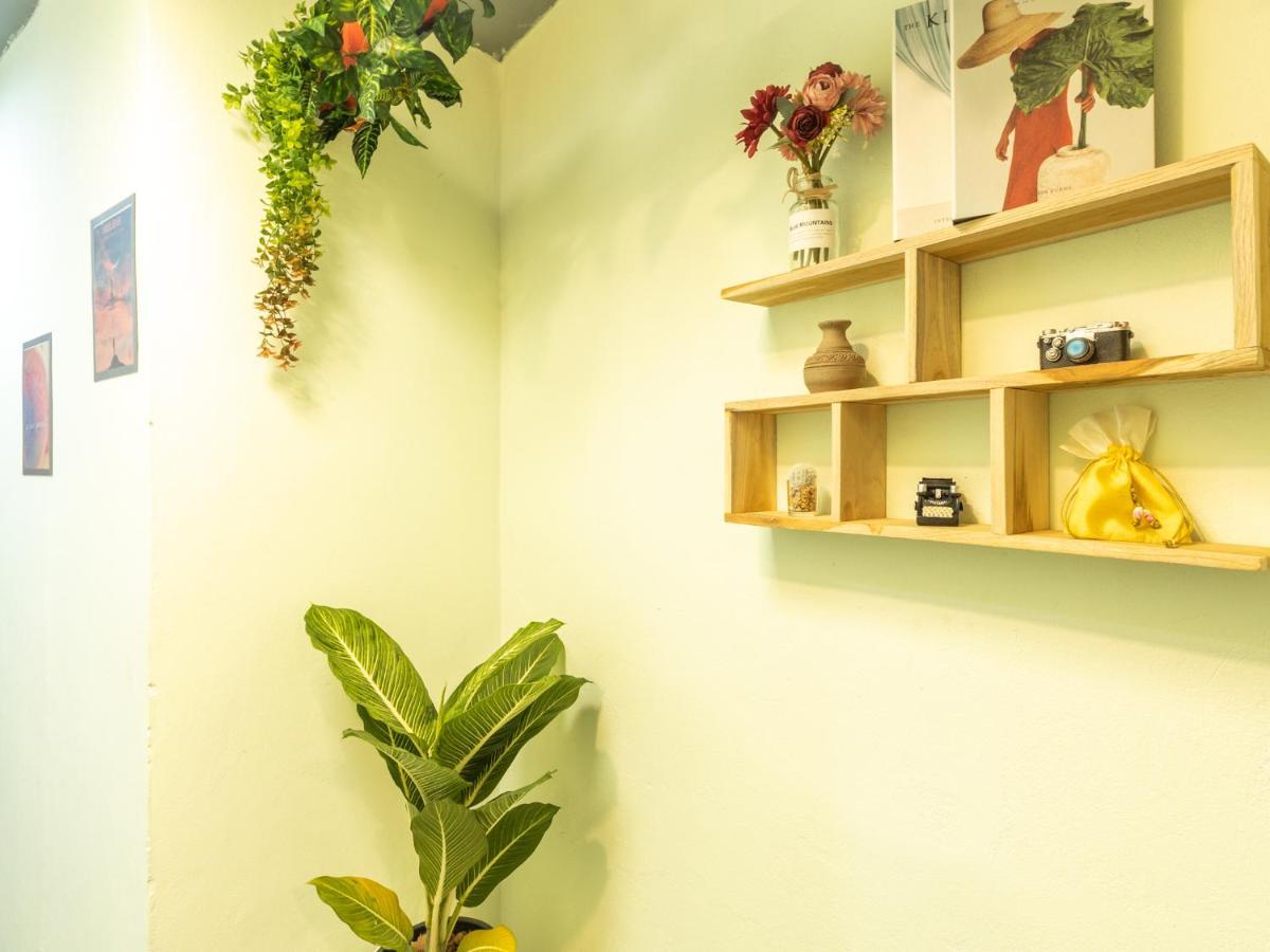 Khao San Social Capsule Hostel Bangkok Kültér fotó